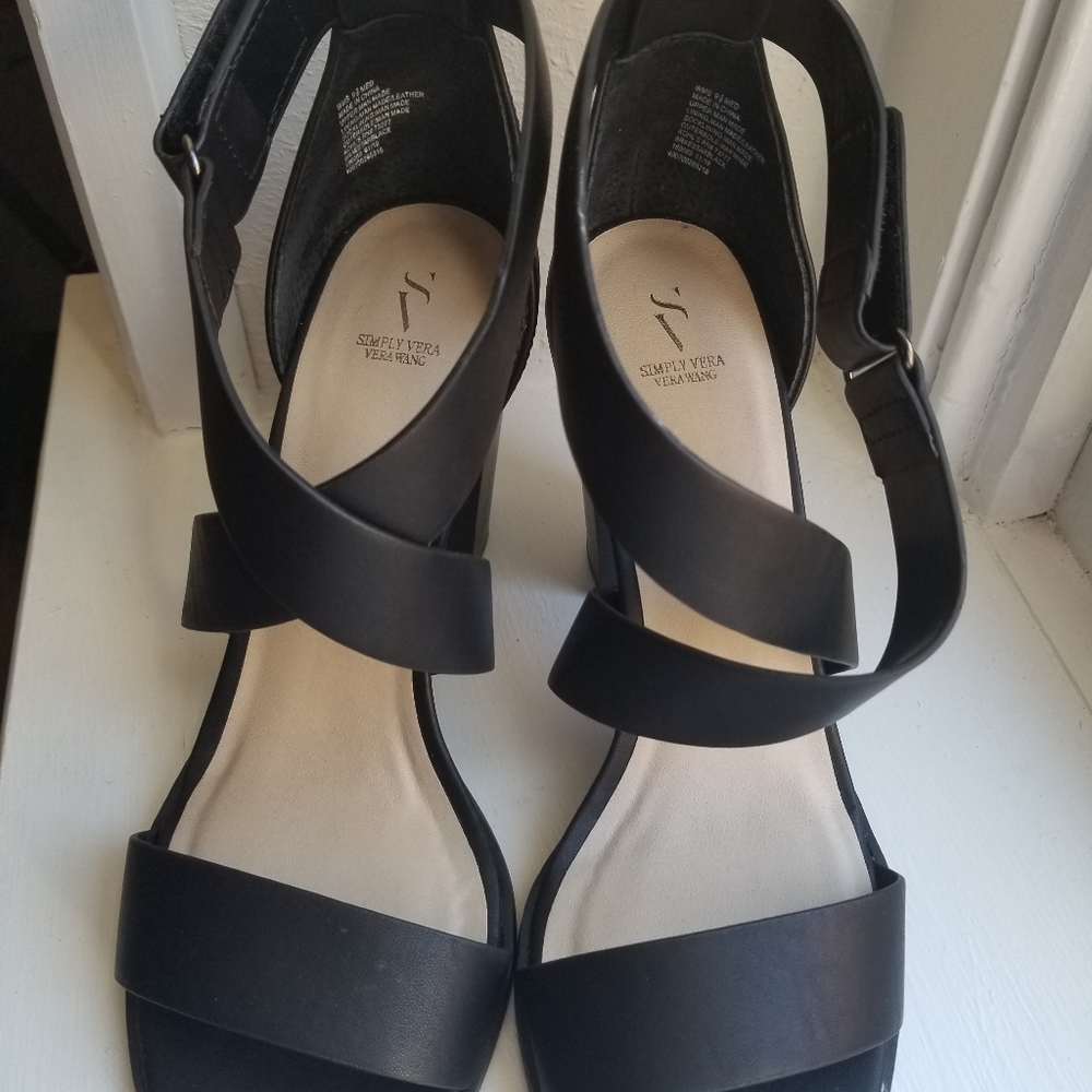Vera wang heels